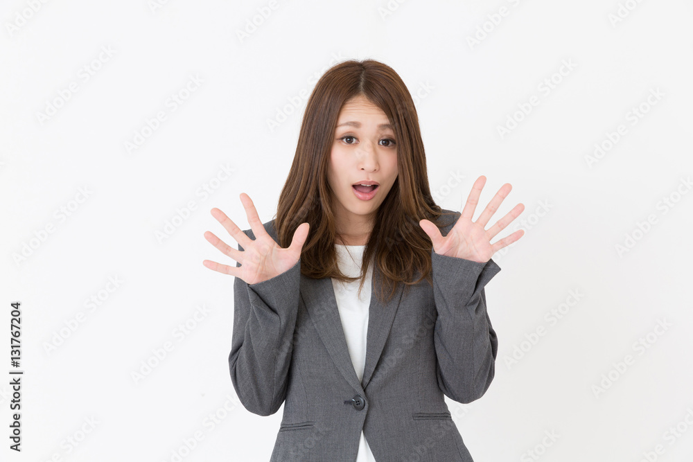 女性 驚く ビジネス 女性 驚く ビジネス
