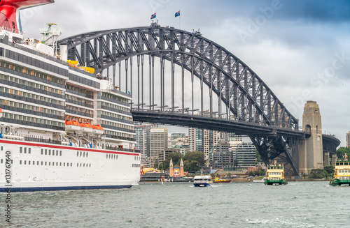 Sydney Harbour Bridge on a beautiful day © jovannig