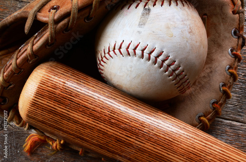 Canvas Print Old Baseball Equipment