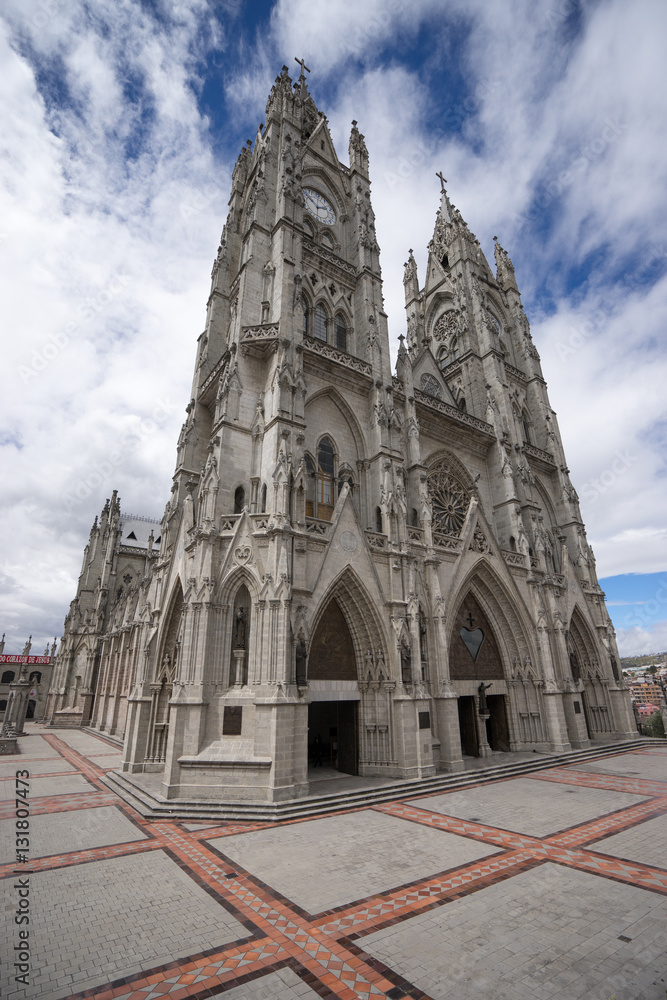 basilica de voto nacional Quito a neo-gothic style architecture