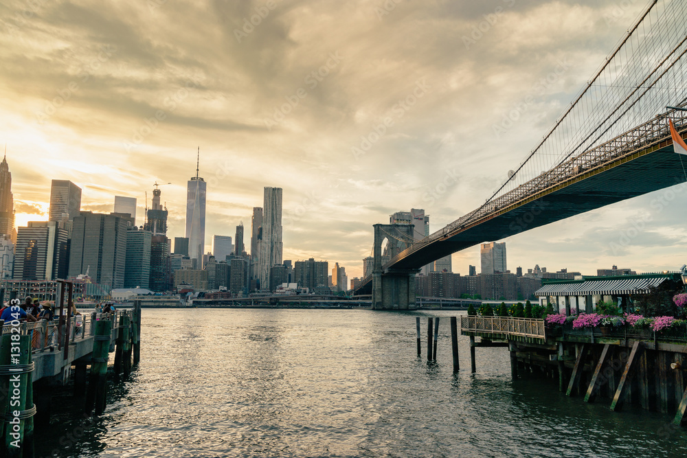 Obraz premium Brooklyn Bridge. The bridge is often featured in wide shots of the New York City skyline in television and film.