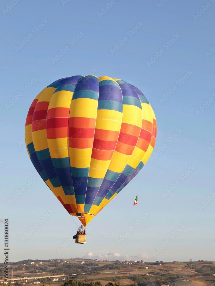 Naklejka premium Mongolfier