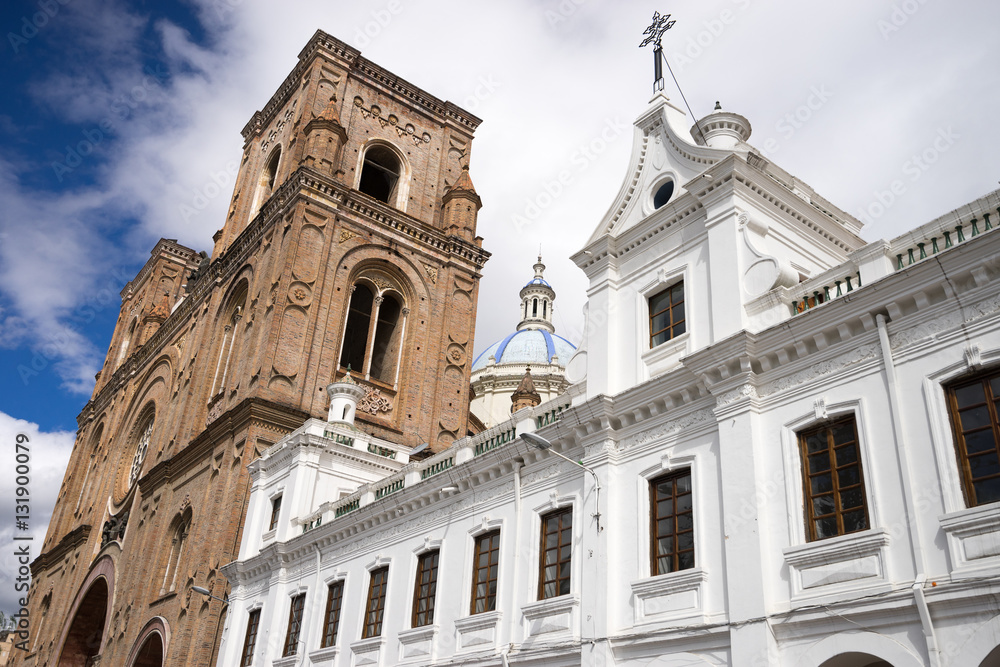 colonial architecture in Ecuador 