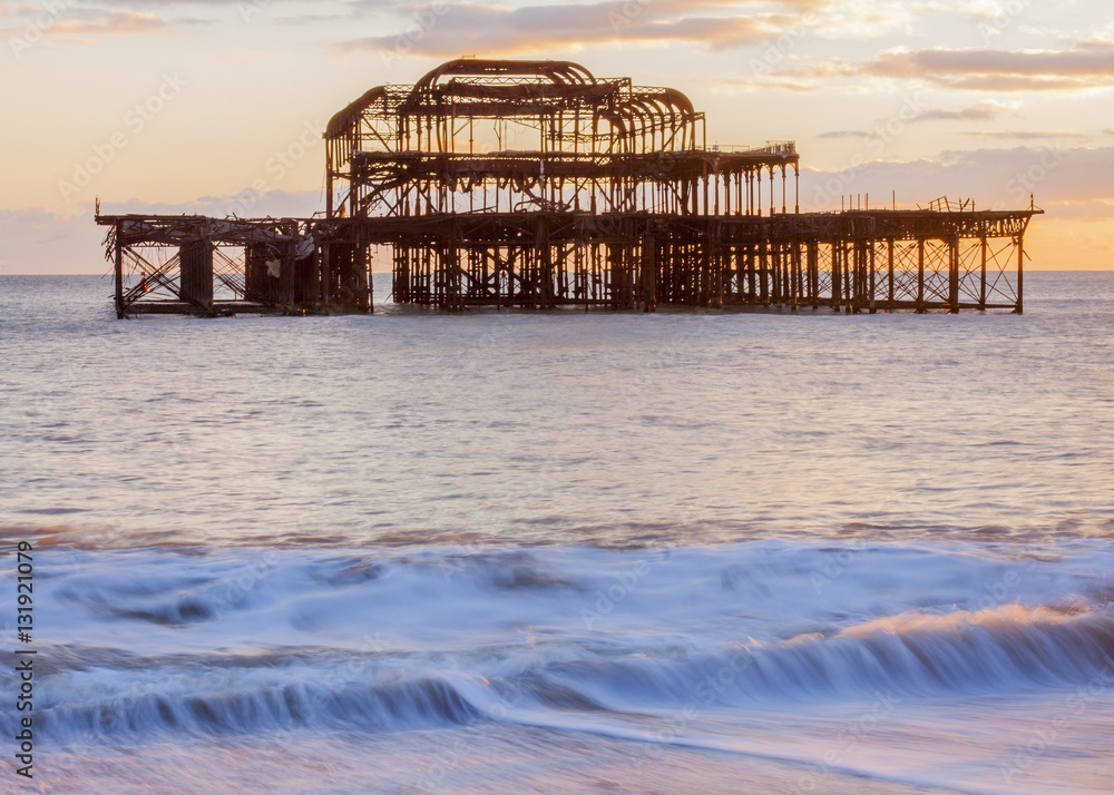 Fototapeta premium Old Brightion Pier