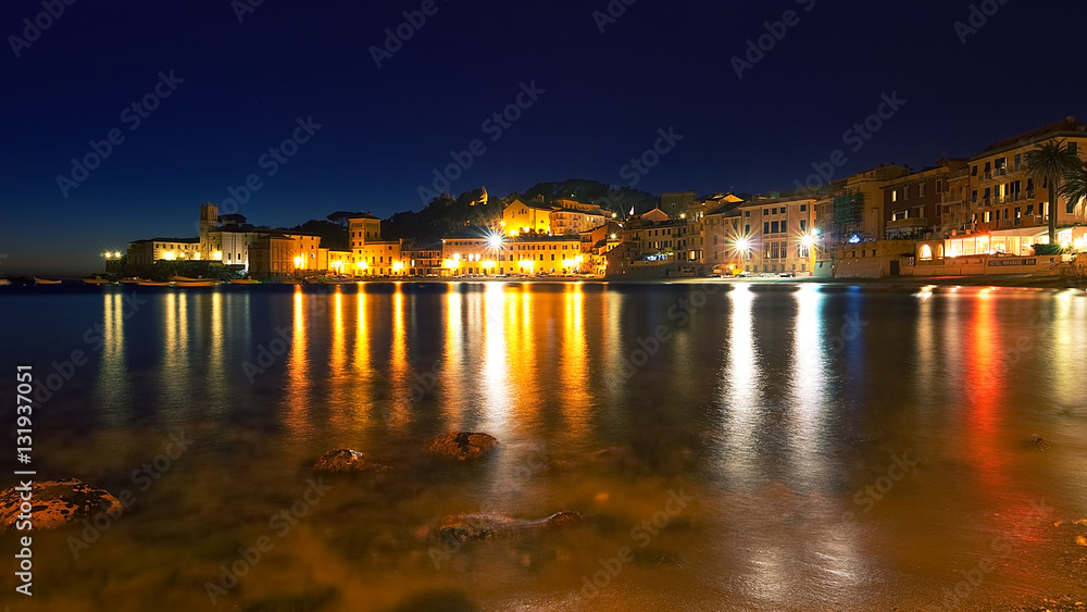 Obraz premium Riflessi nella Baia del Silenzio - Sestri Levante - Mar Ligure