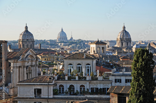 Le cupole di Roma al tramonto dal Campidoglio