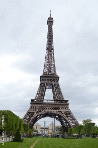 Torre Eiffel, Eiffel Tower, Francia, France, Paris, Ciudad de los enamorados © HarriaProds