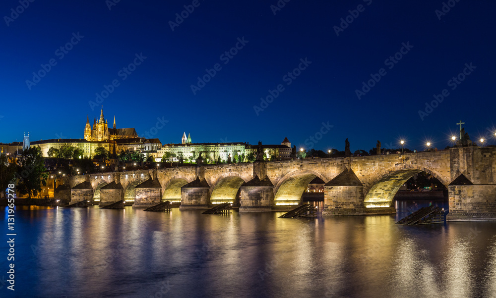 Fototapeta premium Beautiful view with Famous Charles Bridge, tower and Vltava river, Prague, Czech Republic.