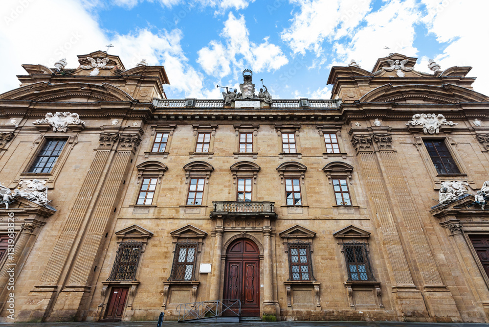 Obraz premium Complesso di San Firenze with two churches