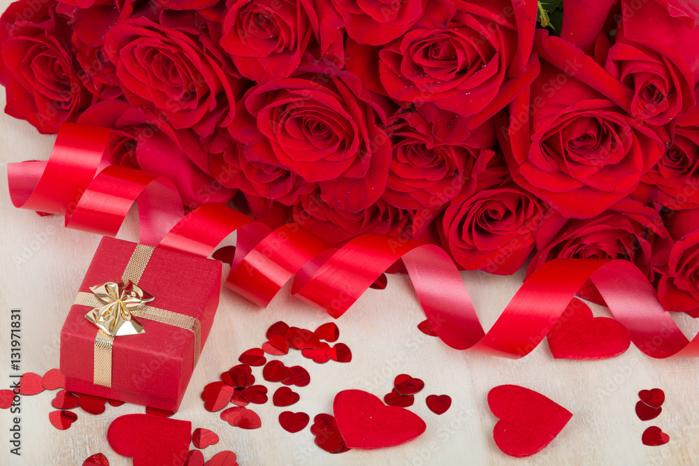 Valentine gift red roses Valentine gift red roses