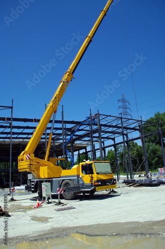 construction d'une charpente métallique photo