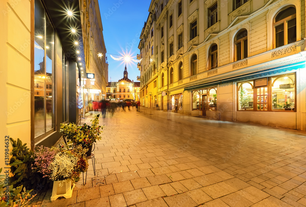 Obraz premium Beautiful street in old town of Brno, decorated by the christmas