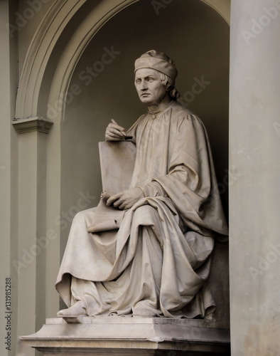 Statue of Arnolfo di Cambio by Luigi Pampaloni he was a famous Italian Renaissance architect photo