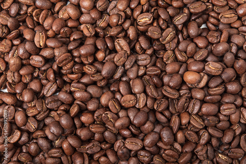 Roasted coffee beans 