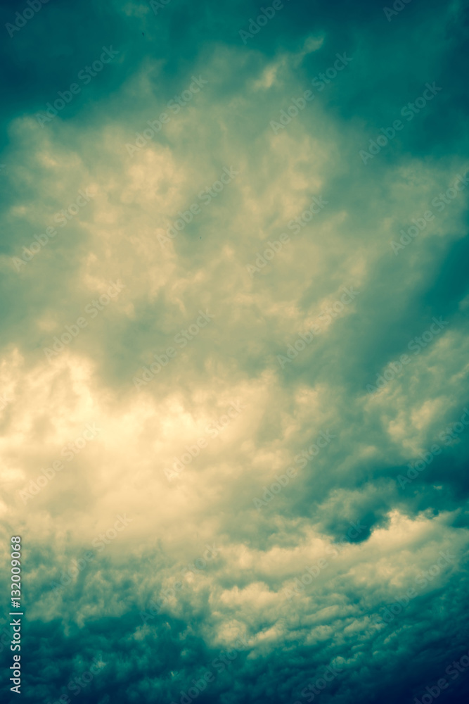 Obraz premium Ominous Grey Storm Clouds Filtered