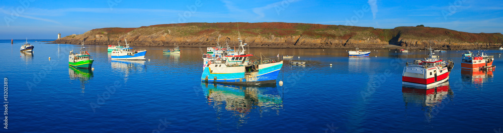 Bateaux de pêche dans la port du Conquet, Bretagne Bateaux de pêche dans la port du Conquet, Bretagne