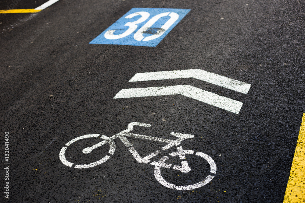 Obraz premium Bicycle lane in Zagreb, Croatia