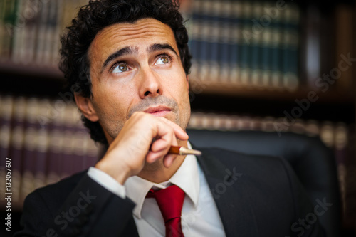 Canvas-taulu Portrait of a pensive businessman