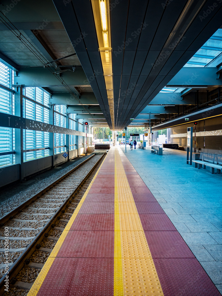 Fototapeta premium Modern railway platform