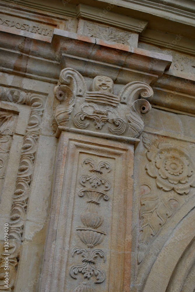 Ozdobny pilaster Ozdobny pilaster