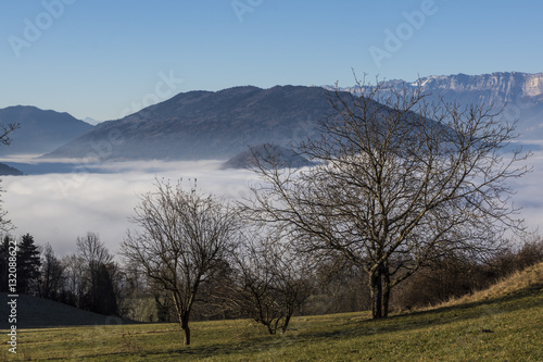 Massif de Belledonne - Mer de nuages - Savoie.