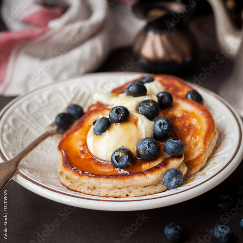 Pancakes with Mascarpone, Honey and Blueberries