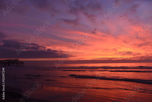 Sonnenuntergang Lido di Camaiore im Ligurischen Meer