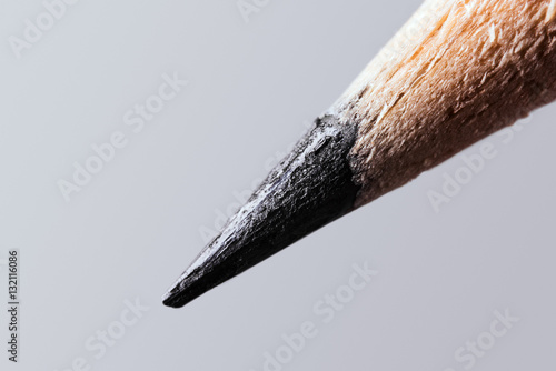 Macro di una punta di matita in grafite photo