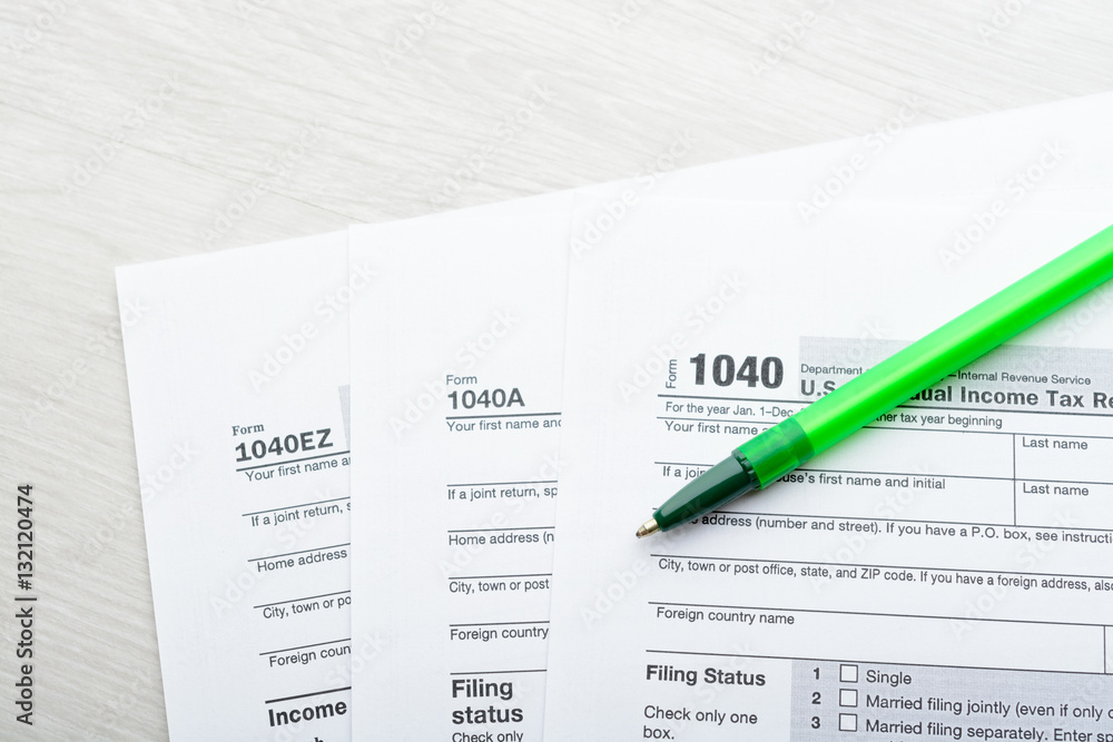 Obraz premium Tax return form