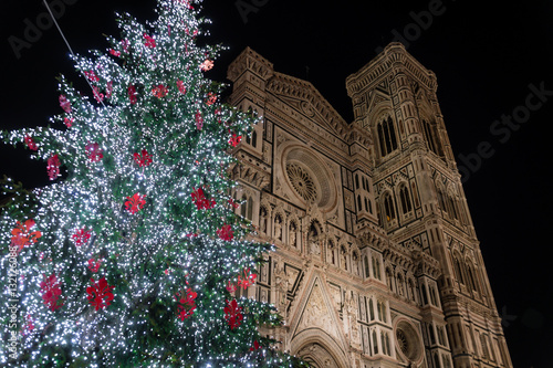 cathedral of Florence at chirstmas, Italy