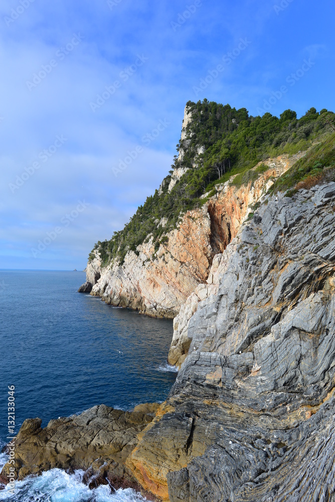 Küstenlandschaft Cinque Terre im Ligurischen Meer