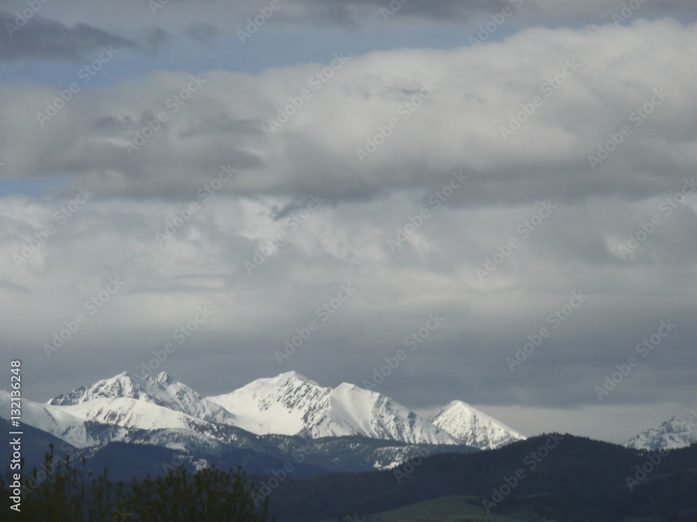 Mountain Range Mountain Range