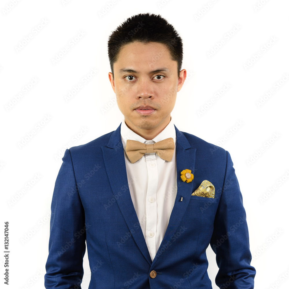 imponer Guarda la ropa Vergonzoso asian man in blue suit bowtie, brooch Stock Photo | Adobe Stock