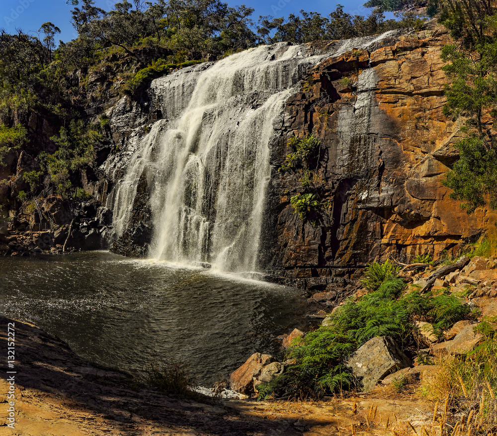 Fototapeta premium Waterfall Mackenzie