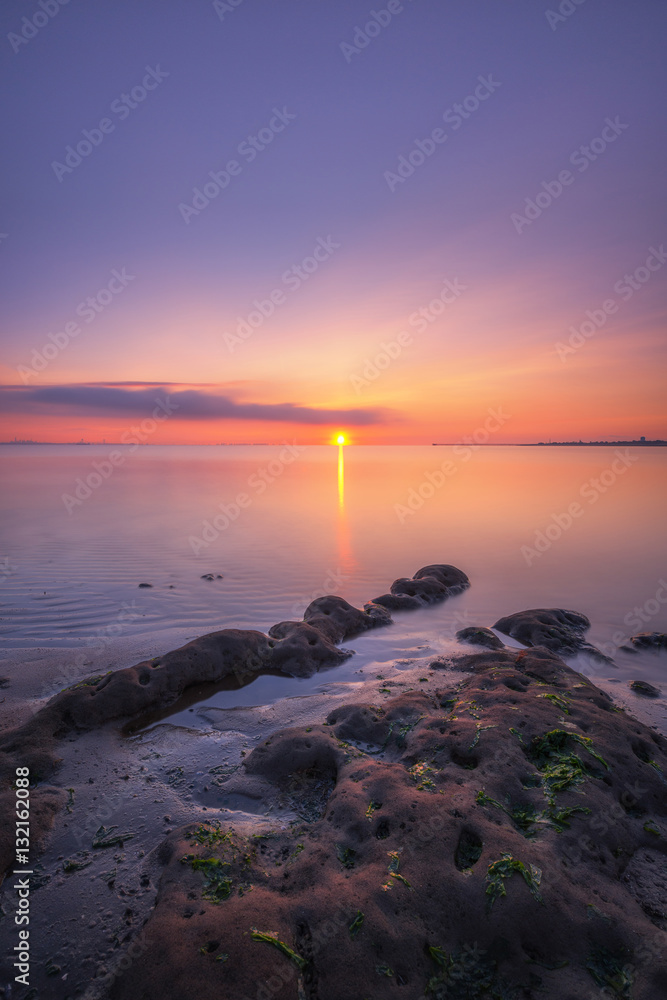 Union Beach Sunrise StockFoto Adobe Stock