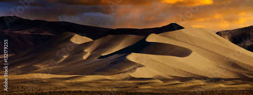 Foto Sand dune in the desert