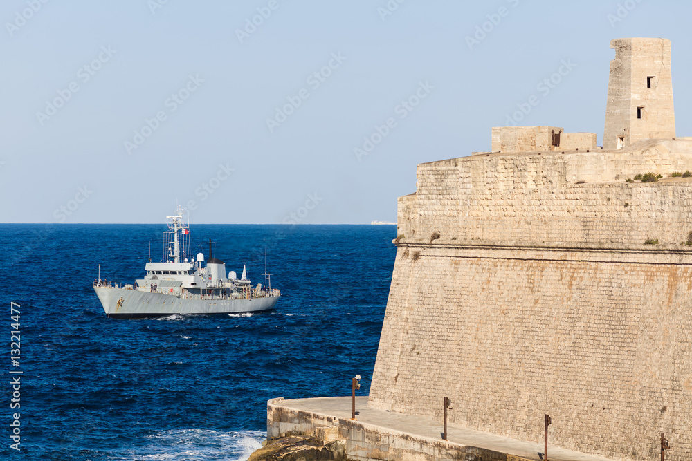 Malta Valetta - Coast Guard / Border Patrol Navy - Patrol boat - Patrol Vessel Militär Mittelmeer Küstenwache Flüchtlinge Grenzschutz Grenze Lybien lybische Grenze Ensatz Frontex Mission Sophia Schiff