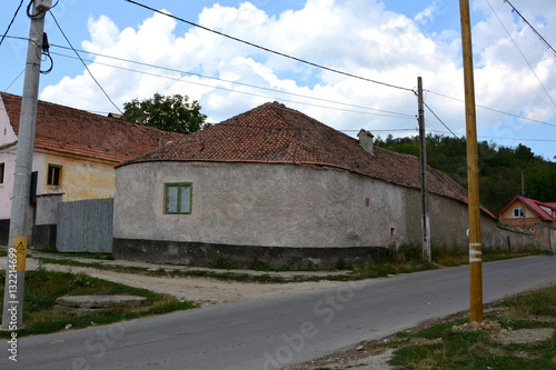 Φωτογραφία Typical house ijn the village Ungra, a commune in Braşov County, Romania