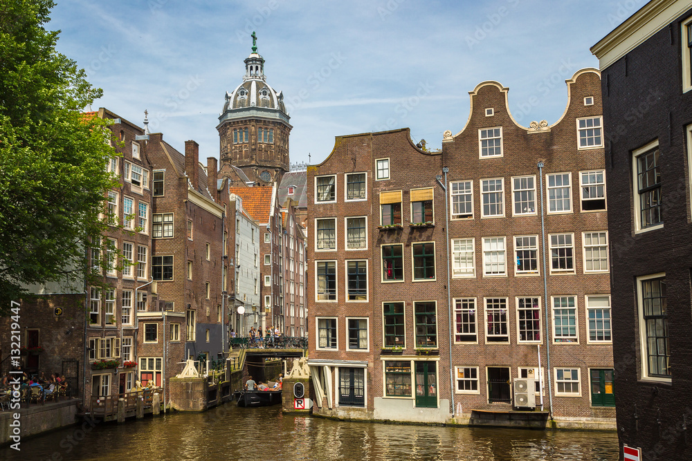 Obraz premium St. Nicolas Church in Amsterdam