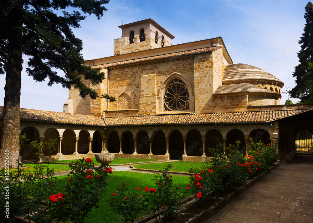 Obraz premium Church of San Pedro de la Rua at Estella. Navarre
