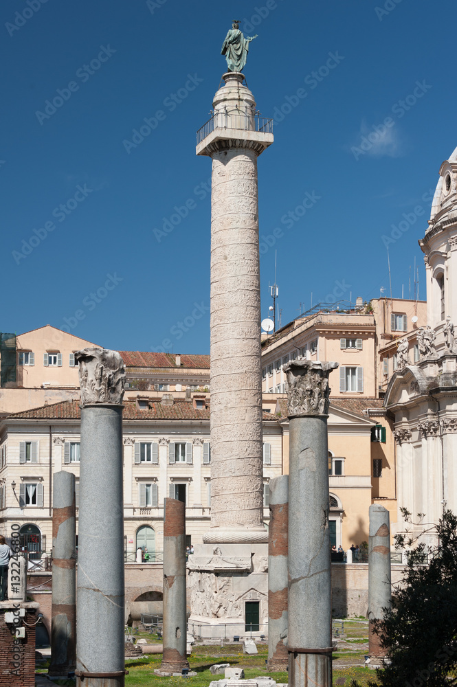 Säulen im Trajansforum