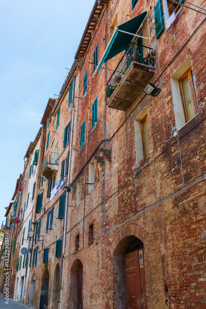 Fototapeta premium old buildings in Siena, Italy