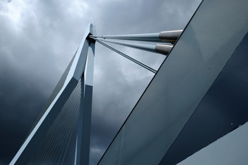 Fototapete Erasmusbrücke Erasmusbrücke Rotterdam Froschperspektive Pylon  © el-bee