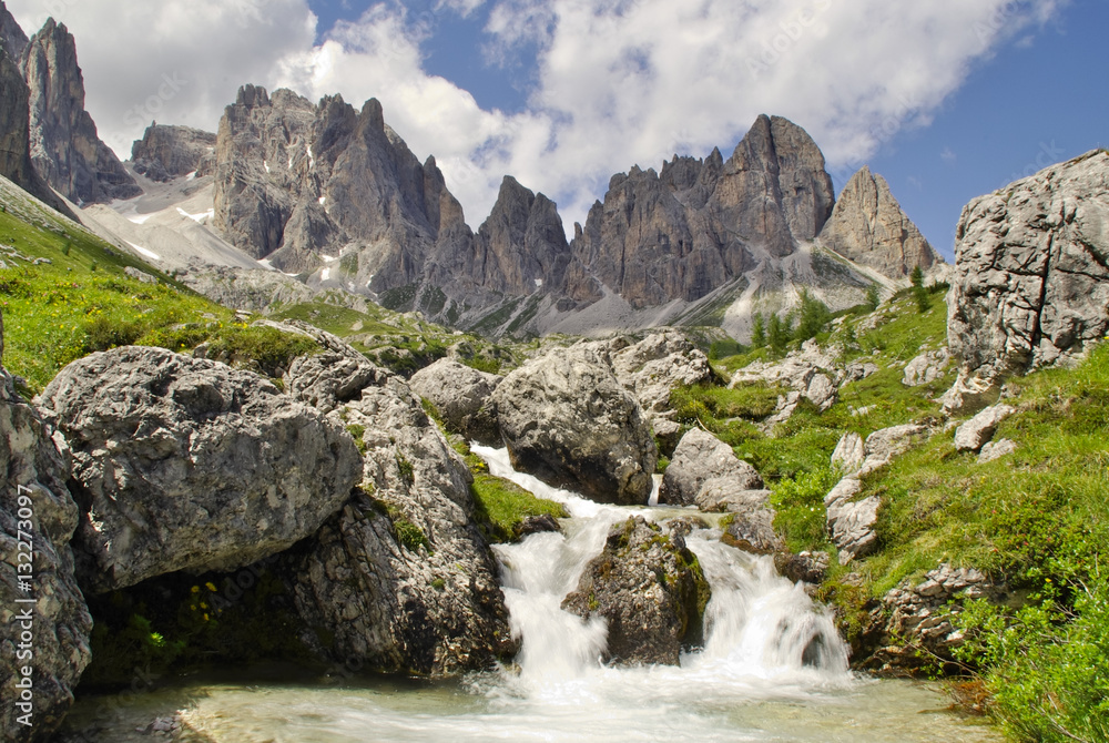 Whitewater creek in Vallon Popera, with Croda Rossa in backgroun