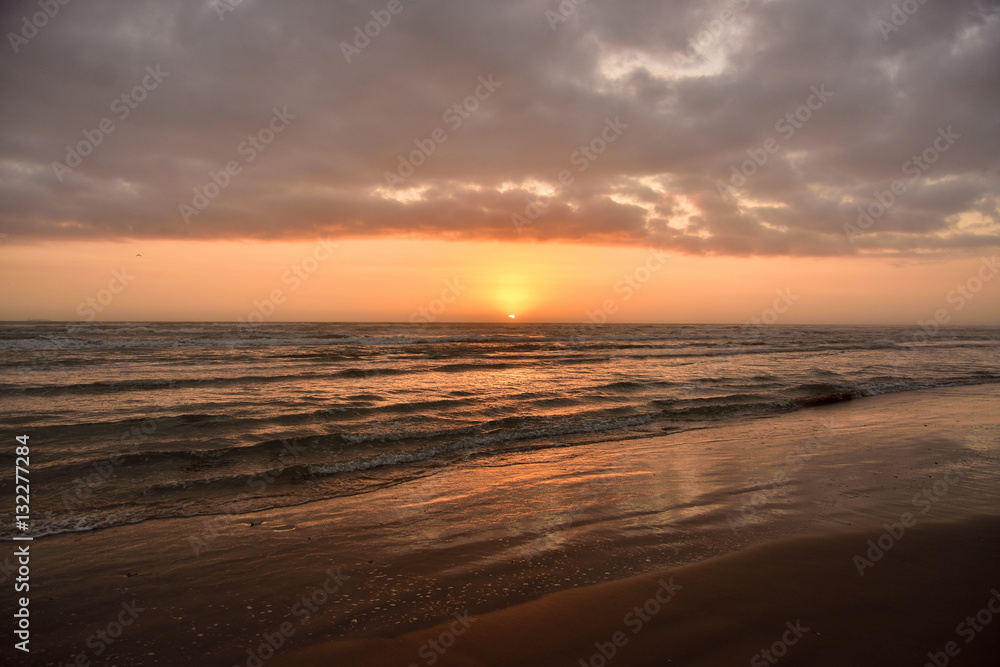 A Gulf of Mexico sunrise in winter