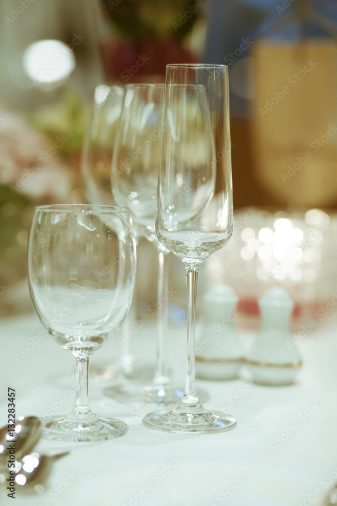 wine glass setup on the table in luxury dinner party, Blurry bac wine glass setup on the table in luxury dinner party, Blurry bac