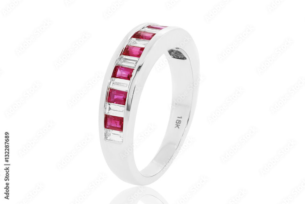 anillo o argolla con rubies y diamantes anillo o argolla con rubies y diamantes