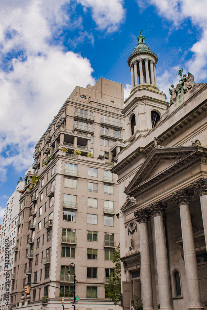 Fototapeta premium St. Jean Baptiste Roman Catholic Church in New York