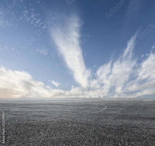 Asphalt road and sky © ABCDstock