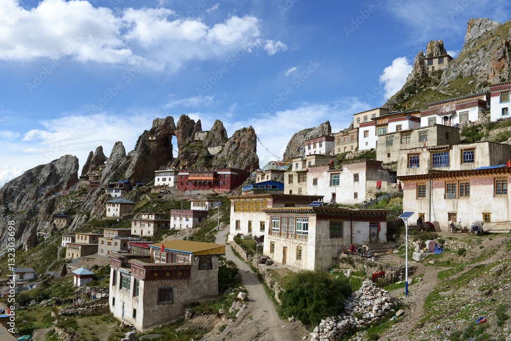 Obraz premium Tibetan lamasery Zizhusi